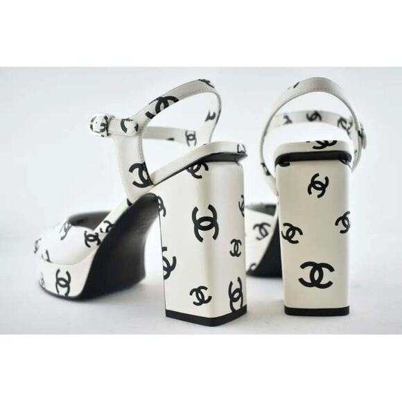 Chanel 22S White Black Lambskin CC Logo Platform Strap Block Heel Sandal 36.5 - Picture 11 of 12